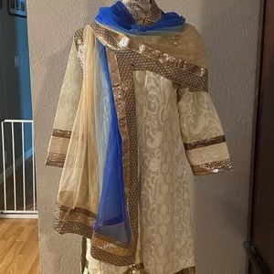 Manish Maihorta Shalwar Kameez